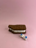 Ice cream sandwich clicker ￼
