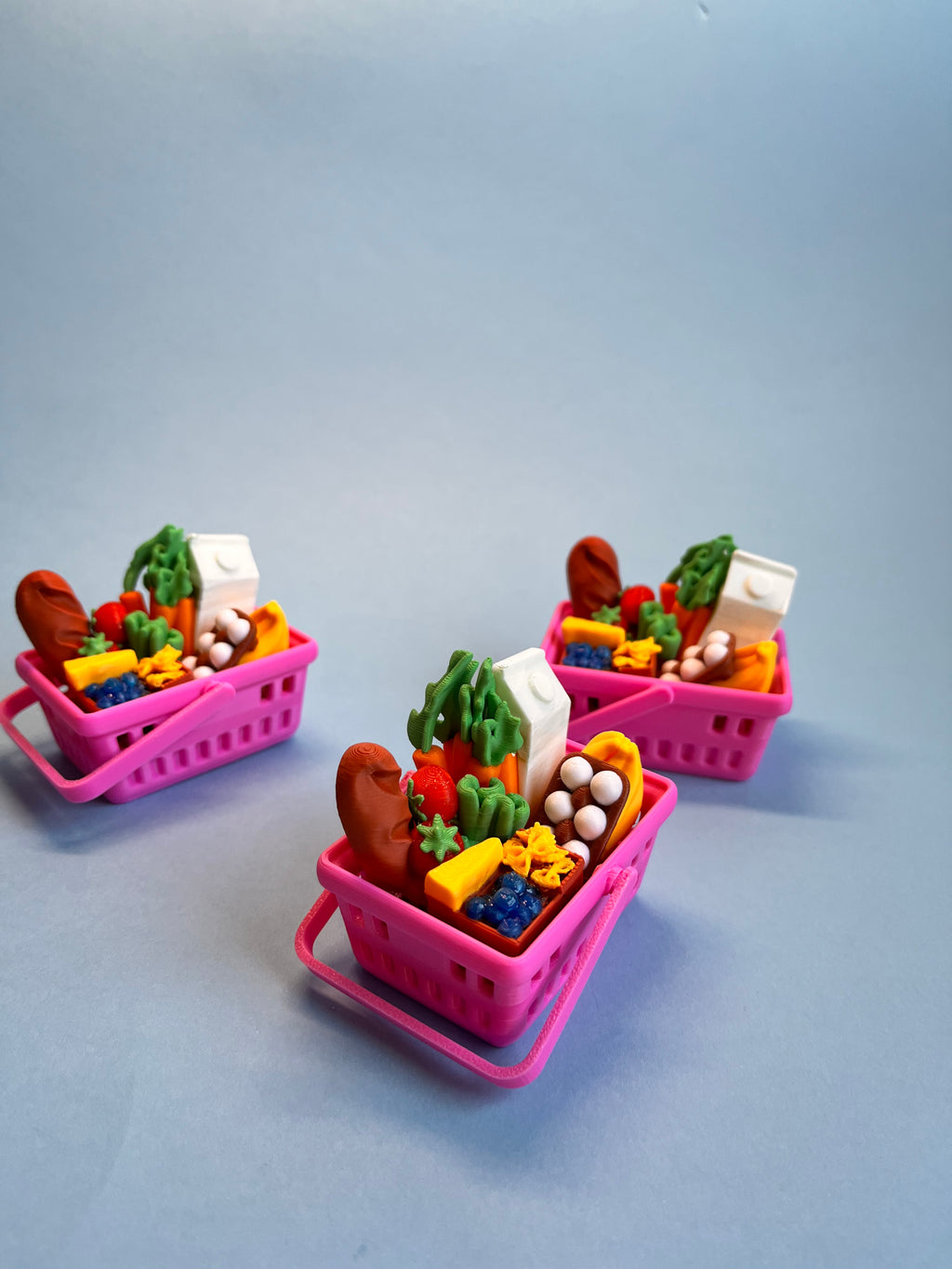 Grocery basket pink