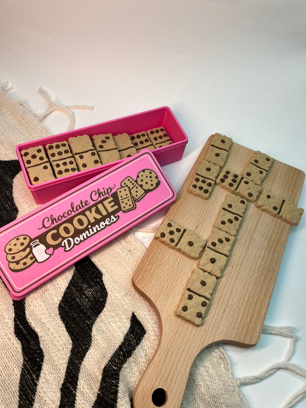Chocolate chip cookie Dominos ￼